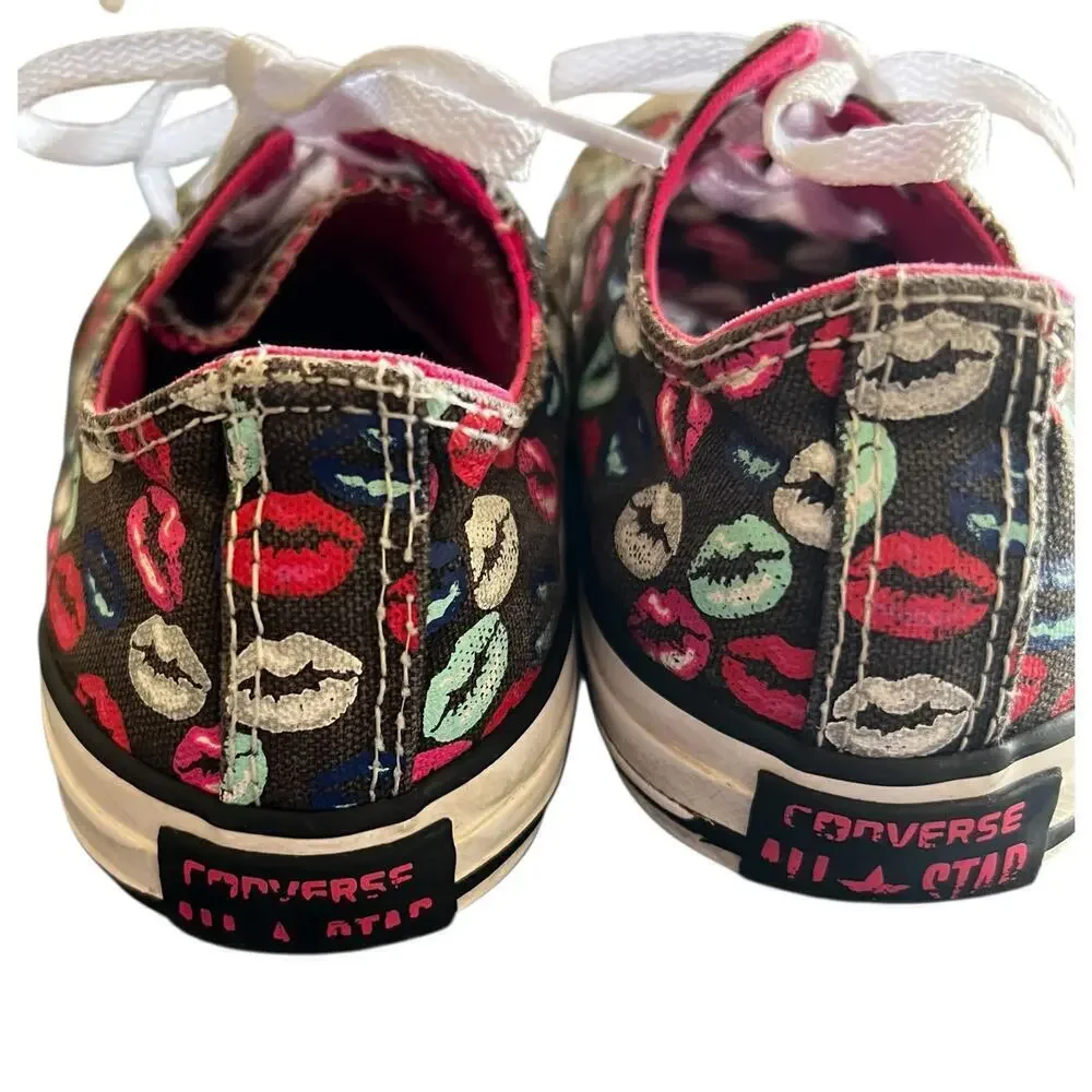 CONVERSE CTAS Chucks Black Pink Red kissy lips lo top canvas sneakers girls sz 3